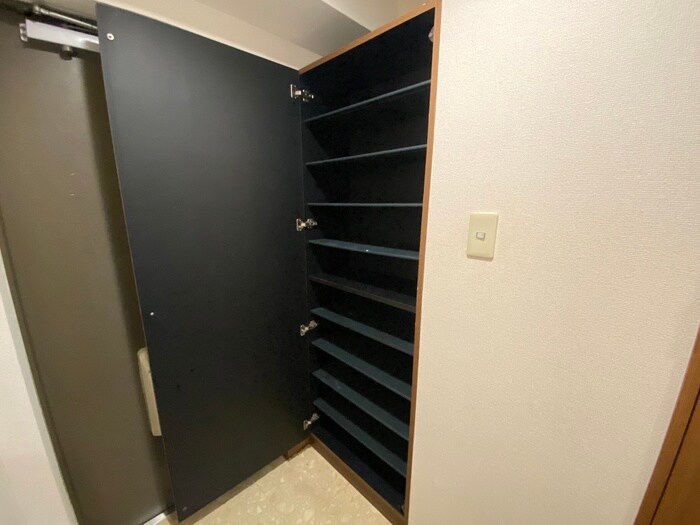 物件内観写真16　(靴箱)
