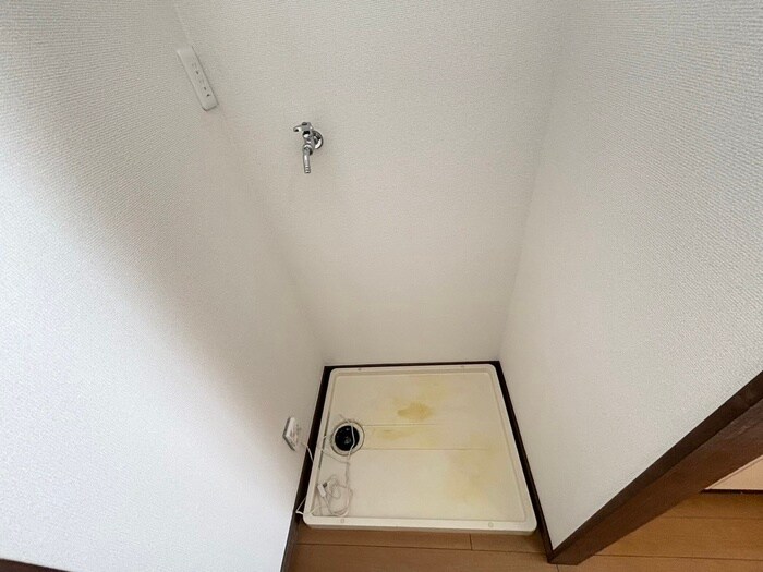 物件内観写真21　(洗濯機置場)