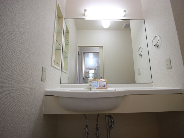 物件内観写真10　(洗面)