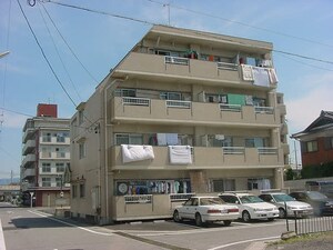 ﾊｲﾂ杉山外観写真