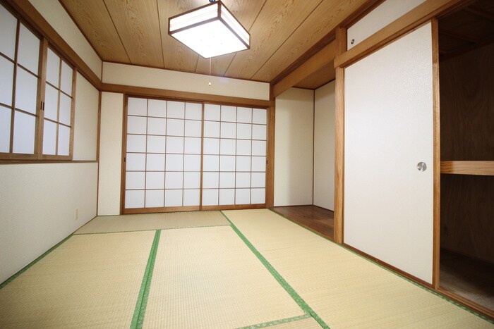 物件内観写真11　(居室)