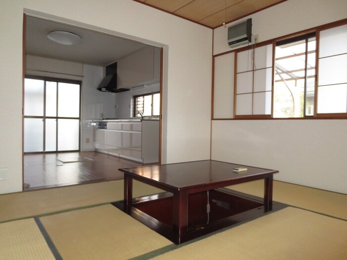 物件内観写真12　(居室)