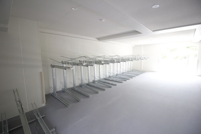 物件外観写真3　(駐輪場)