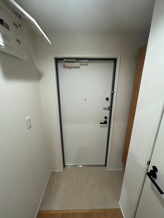 物件内観写真22　(玄関)