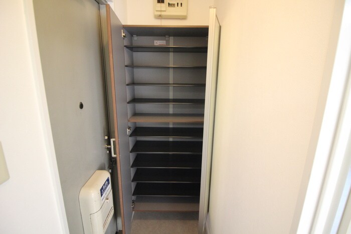 物件内観写真14　(靴箱)