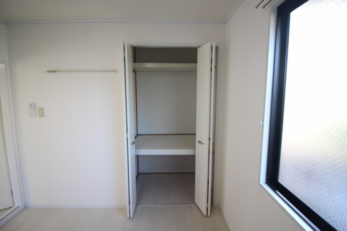 物件内観写真16　(収納)