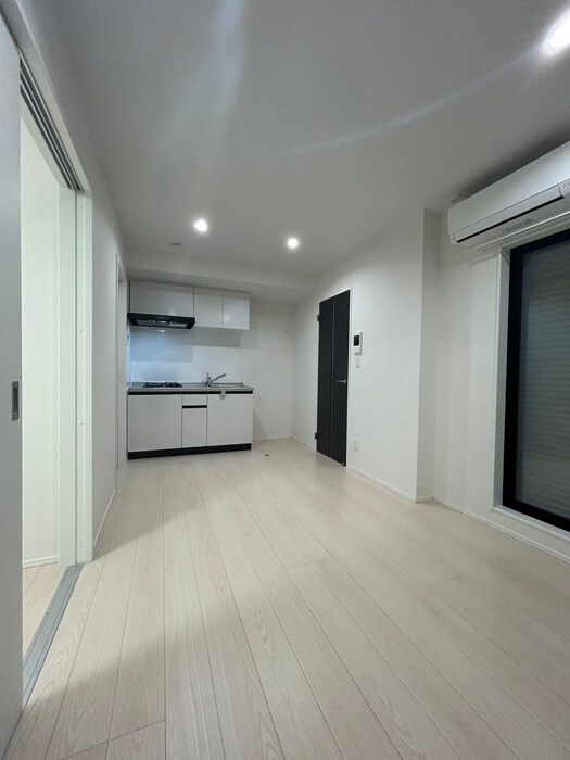 物件内観写真2　(居室)