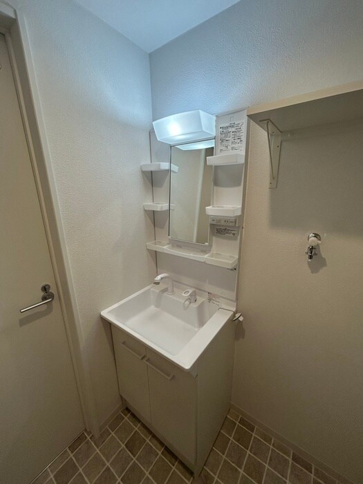 物件内観写真5　(洗面)