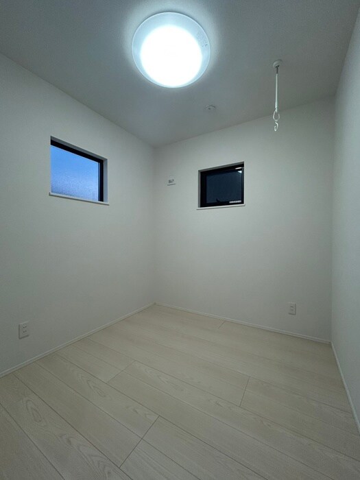 物件内観写真11　(居室)