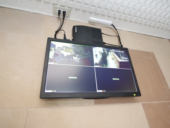 物件外観写真5　(エントランス部分)