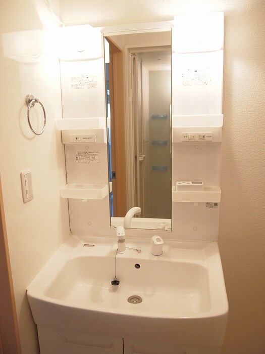 物件内観写真10　(洗面)