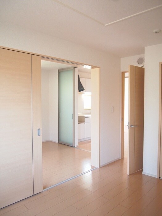 物件内観写真13　(居室)