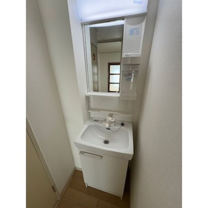 物件内観写真7　(洗面)