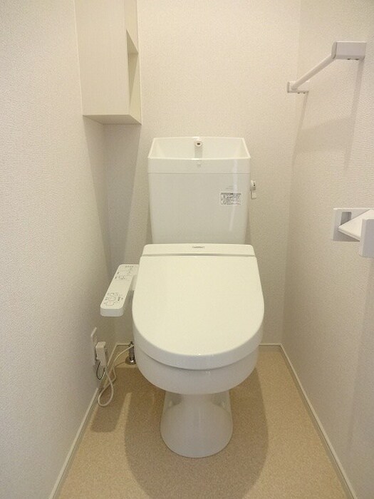 物件内観写真12　(トイレ)