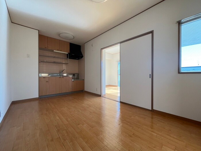 物件内観写真8　(居室)