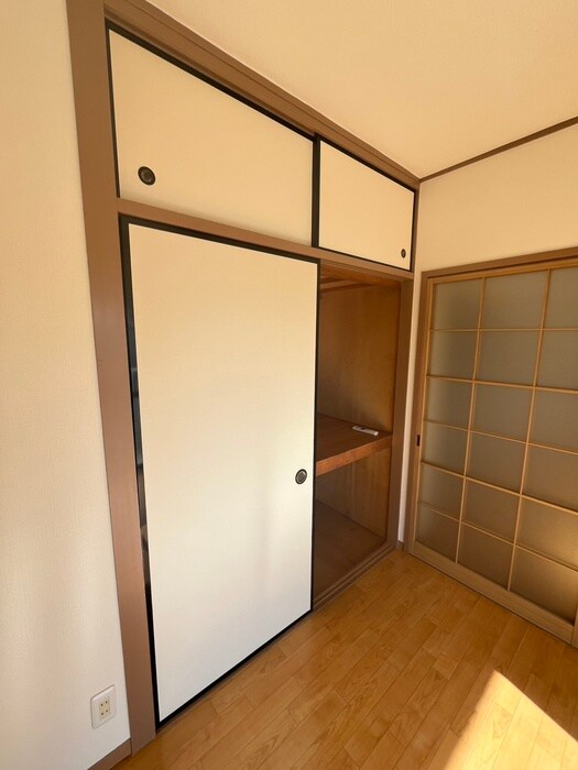 物件内観写真9　(収納)