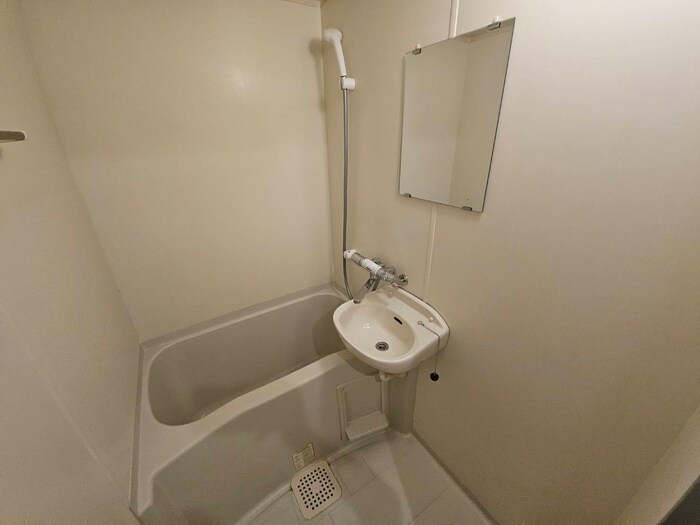 物件内観写真12　(バス／シャワールーム等)