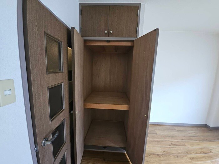 物件内観写真15　(収納)