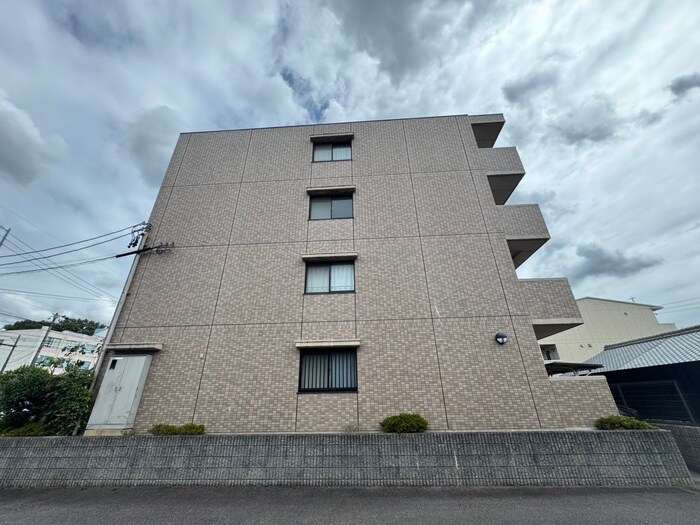 Ｃｏｍｆｏｒｔ高蔵寺の物件外観写真