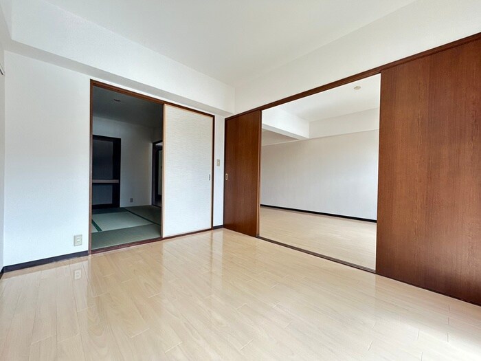 物件内観写真8　(居室)