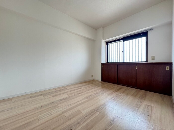 物件内観写真9　(居室)