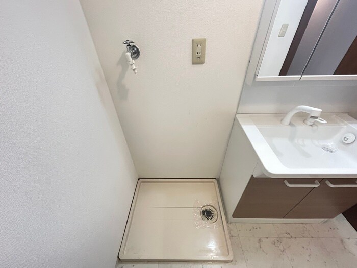 物件内観写真22　(洗濯機置場)