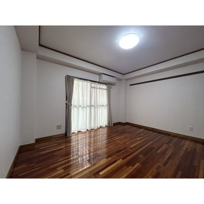 物件内観写真5　(居室)