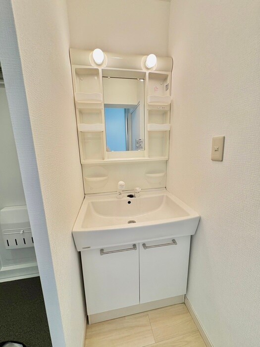 物件内観写真10　(洗面)