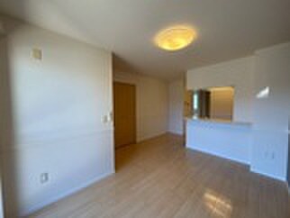 物件内観写真11　(居室)