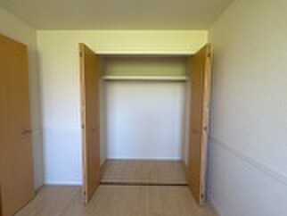 物件内観写真16　(収納)