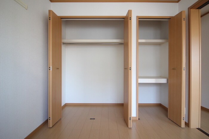 物件内観写真8　(収納)