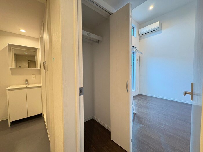 物件内観写真14　(収納)