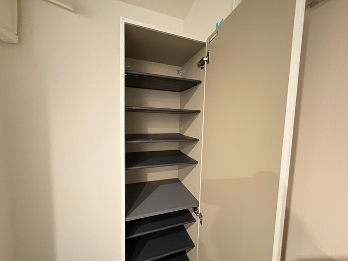 物件内観写真18　(靴箱)