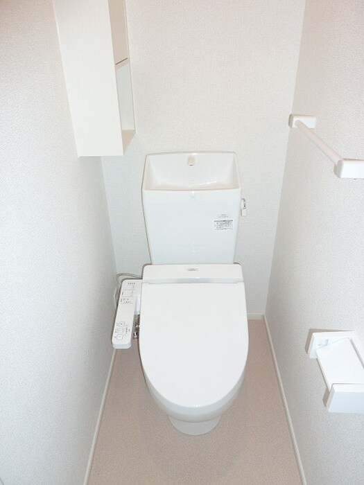 物件内観写真10　(トイレ)