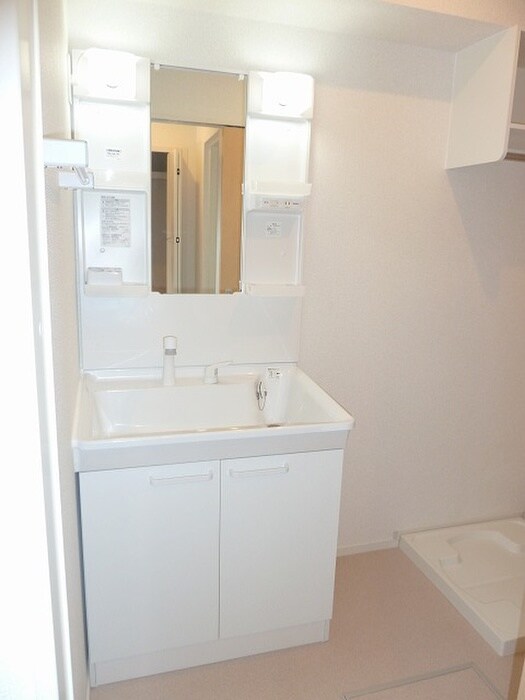 物件内観写真11　(洗面)