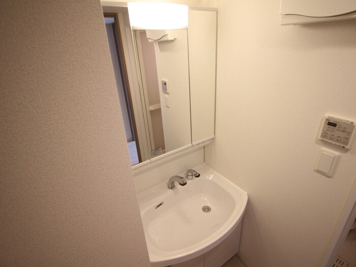 物件内観写真12　(洗面)