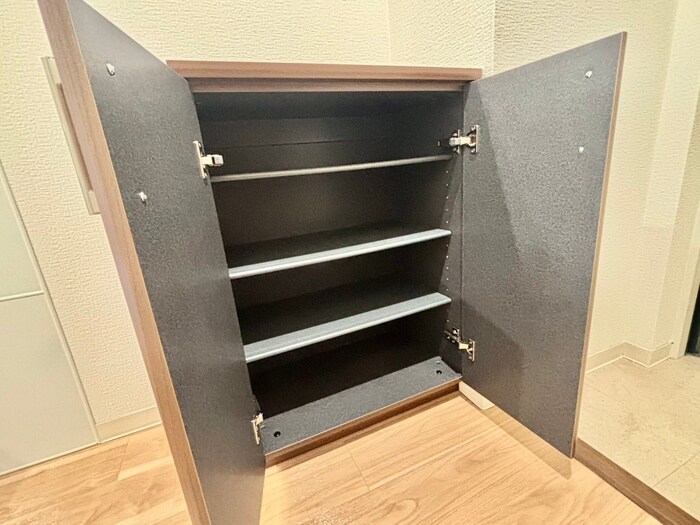 物件内観写真16　(靴箱)