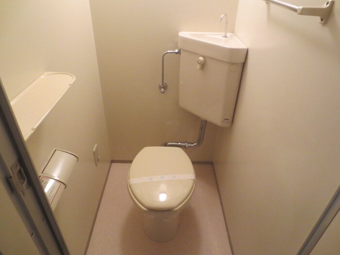 物件内観写真12　(トイレ)