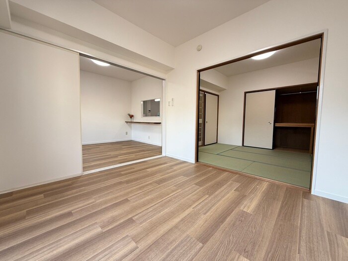 物件内観写真8　(居室)