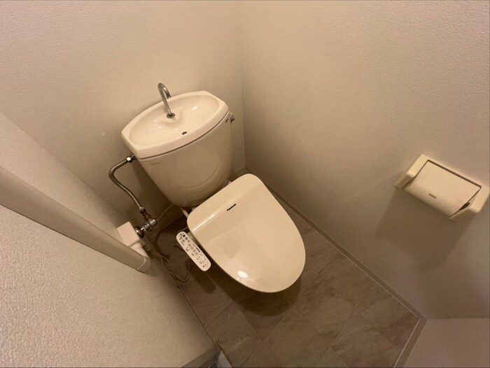 物件内観写真12　(トイレ)