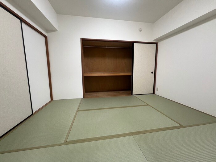 物件内観写真18　(居室)