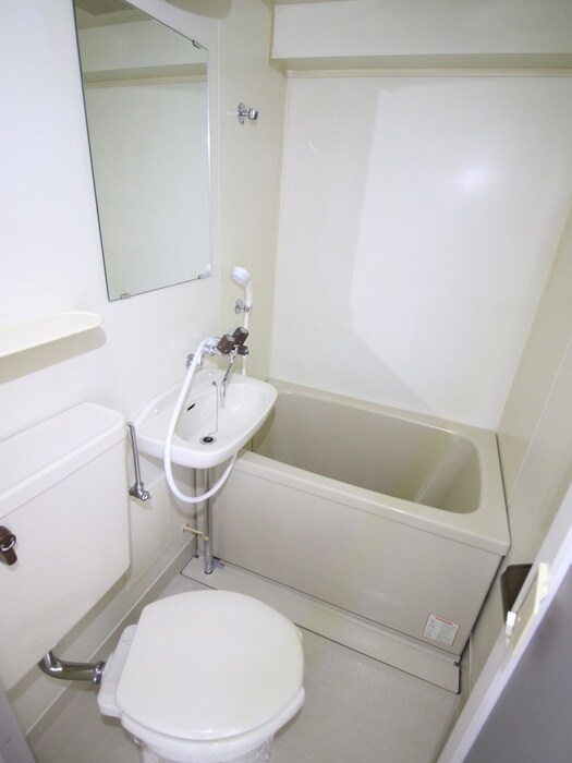 物件内観写真12　(バス／シャワールーム等)