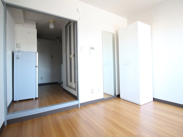 物件内観写真16　(居室)