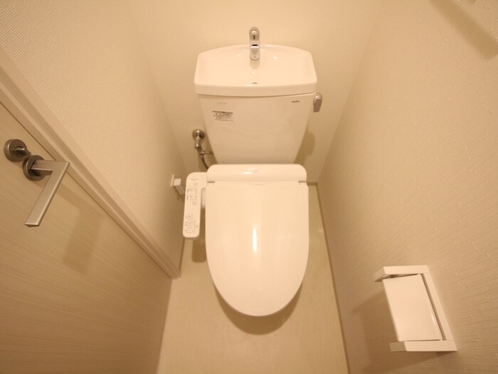 物件内観写真14　(トイレ)