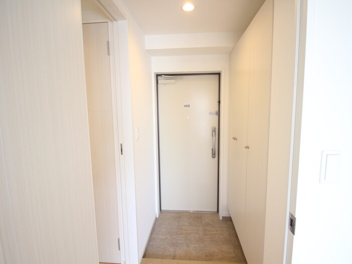 物件内観写真21　(玄関)
