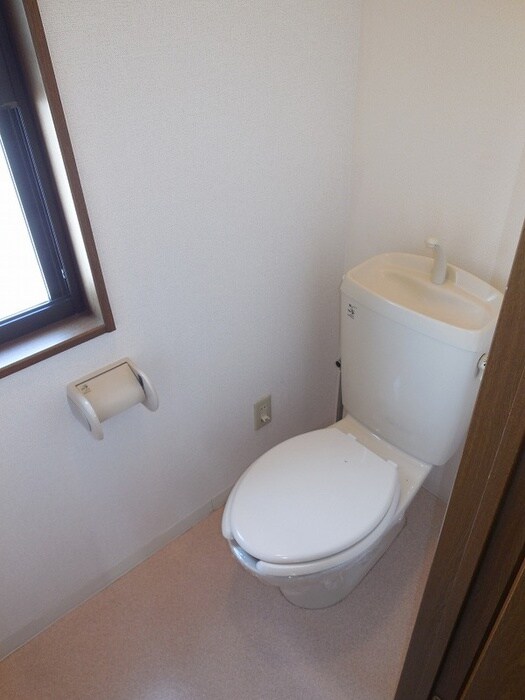 物件内観写真13　(トイレ)