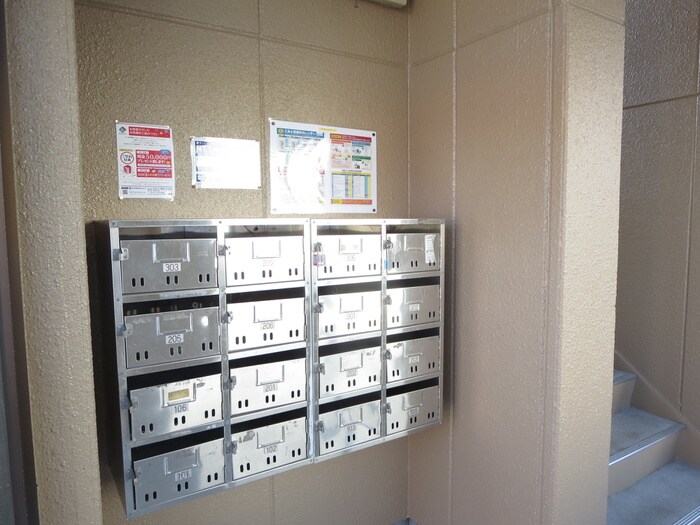 物件外観写真6　(建物設備)