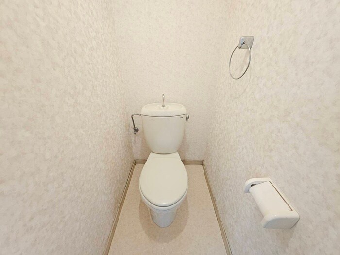 物件内観写真12　(トイレ)