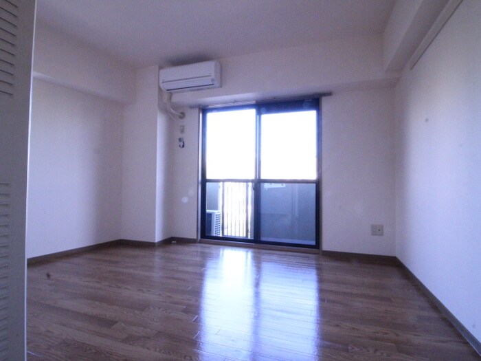 物件内観写真6　(居室)