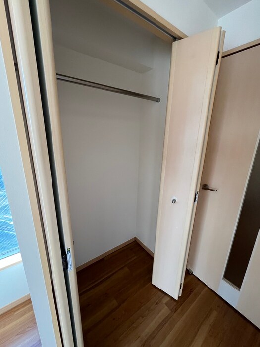 物件内観写真11　(収納)